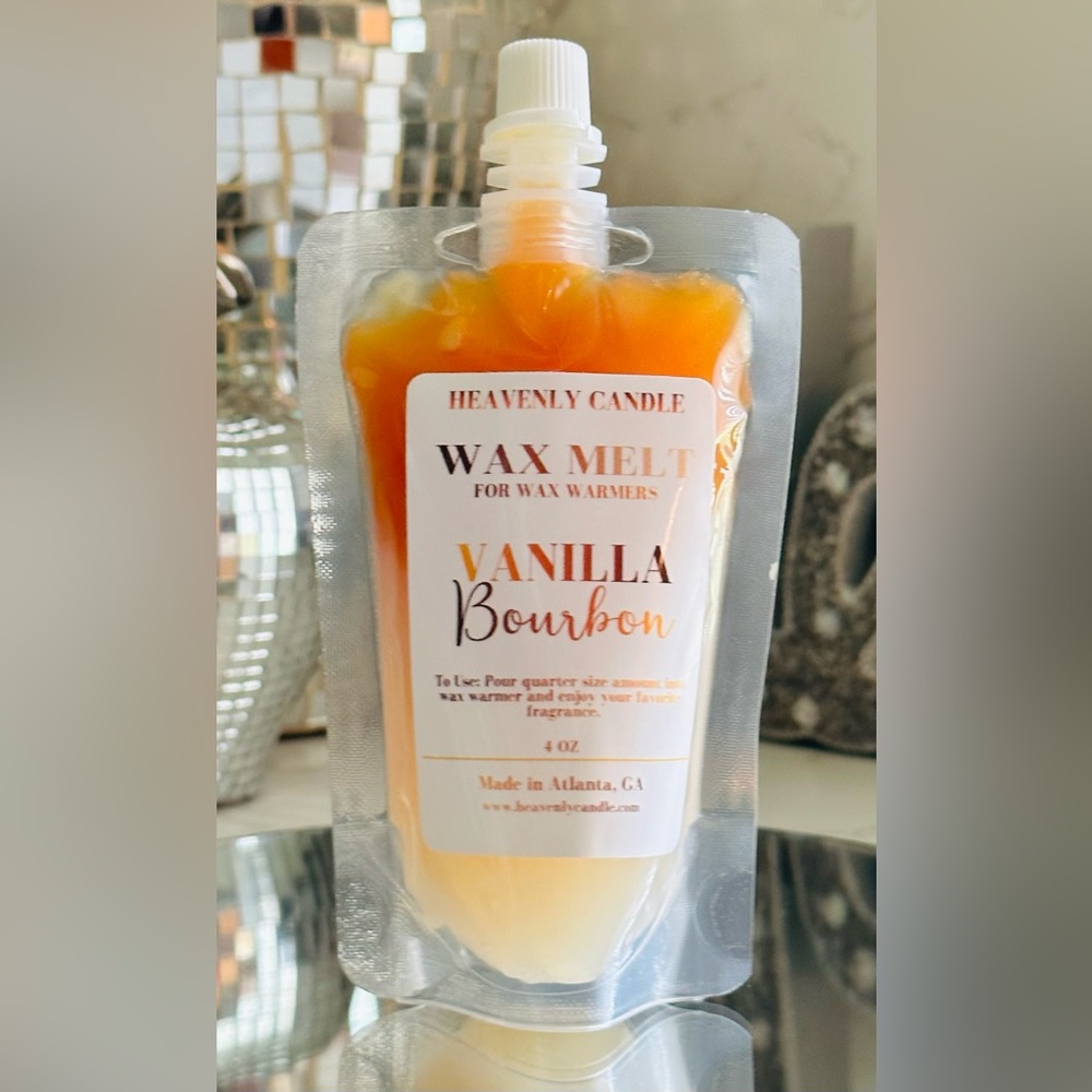 Vanilla Bourbon Squeezable Wax Melts.